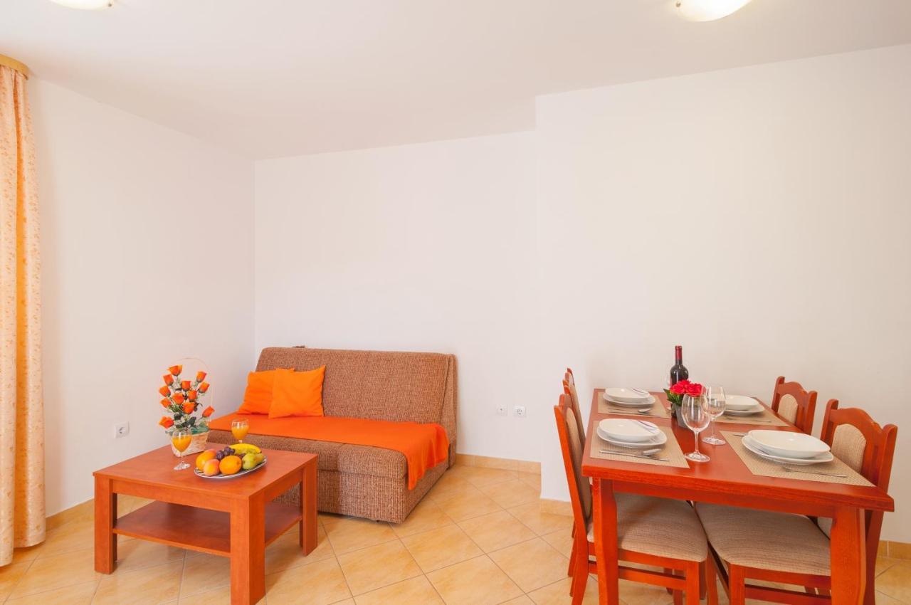 Apartments Island Beat Supetar Exterior photo