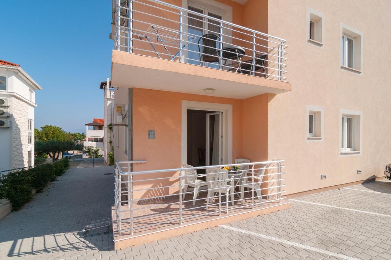 Apartments Island Beat Supetar Exterior photo